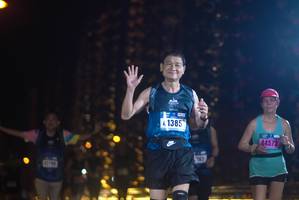 BIB: 1385, 44573, 1910
                            <button type="button" onclick="openModal(18285027)" class="btn btn-primary btn-sm float-right btn-popup" data-toggle="modal" data-target=".modal-high-quality">
                        <i class="fas fa-shopping-cart"></i> Add to Cart
                    </button>
                                            <button type="button" onclick="isThisMe(18285027, true)" class="btn btn-success btn-sm float-right btn-popup btn-isme hidden" data-toggle="tooltip" data-placement="bottom" title="นี่คือรูปของคุณใช่ไหม คลิกที่นี่เพื่อเอาเข้าอัลบั้ม">
                        <i class="fas fa-plus"></i> Add to album
                    </button>
                    <button type="button" onclick="isThisMe(18285027, false)" class="btn btn-warning btn-sm float-right btn-popup btn-isnotme hidden">
                        <i class="fas fa-ban"></i> Remove from album
                    </button>